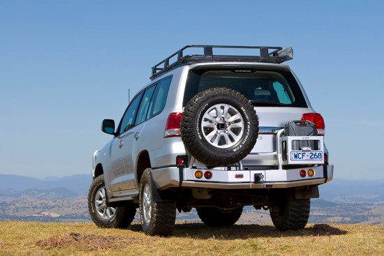 ARB Heckstossstange Toyota Land Cruiser J200 V8, bis 2015, für Reserverad u. Kanisterhalter