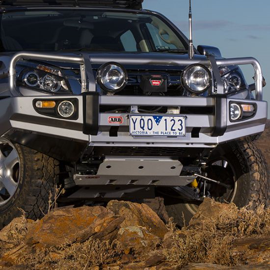 ARB Unterfahrschutz Isuzu D-Max 2012 bis 2020 Schaltgetriebe, Stahl 3 mm, 3-teilig