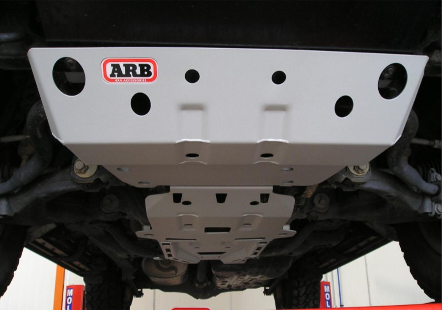 ARB Unterfahrschutz Toyota Land Cruiser J150 und 4Runner 3.0 l mit KDSS