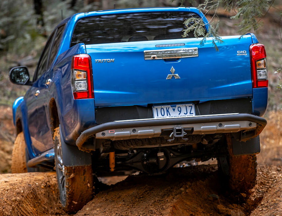 ARB Summit RAW Heckstossstange für Mitsubishi L200 Triton ab 2019