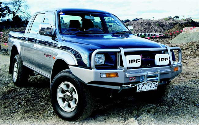 ARB Windenstossstange Mitsubishi L200 1996 bis 2001, 3446030, mit Verbreiterungen, XD9000