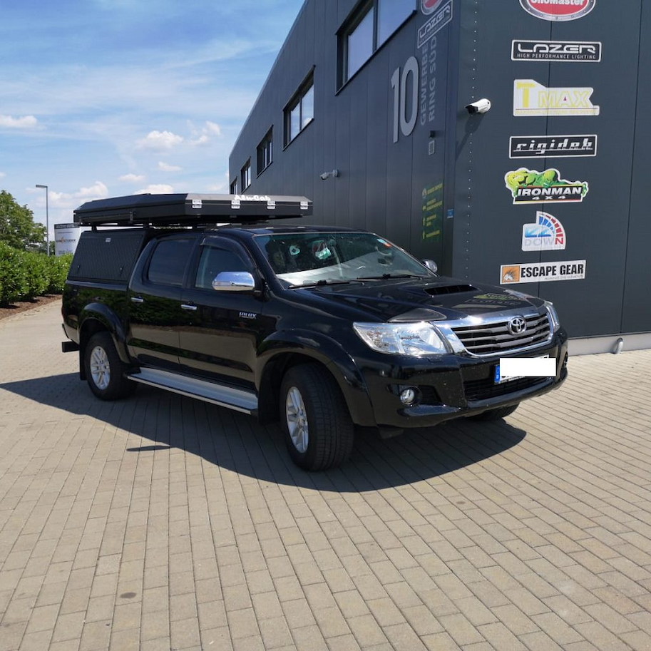 Alu-Cab Hardtop "Explorer" für Toyota Hilux 2005-2015 Doppelkabine schwarz/geriffelt