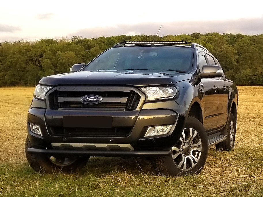 Lazer Ford Ranger (2016-2022) Roof Mounting Kit (with Roof Rails)