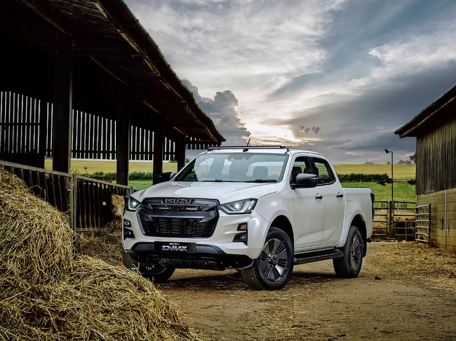Lazer Isuzu D-Max (2017+) Roof Mount Kit (without Roof Rails)