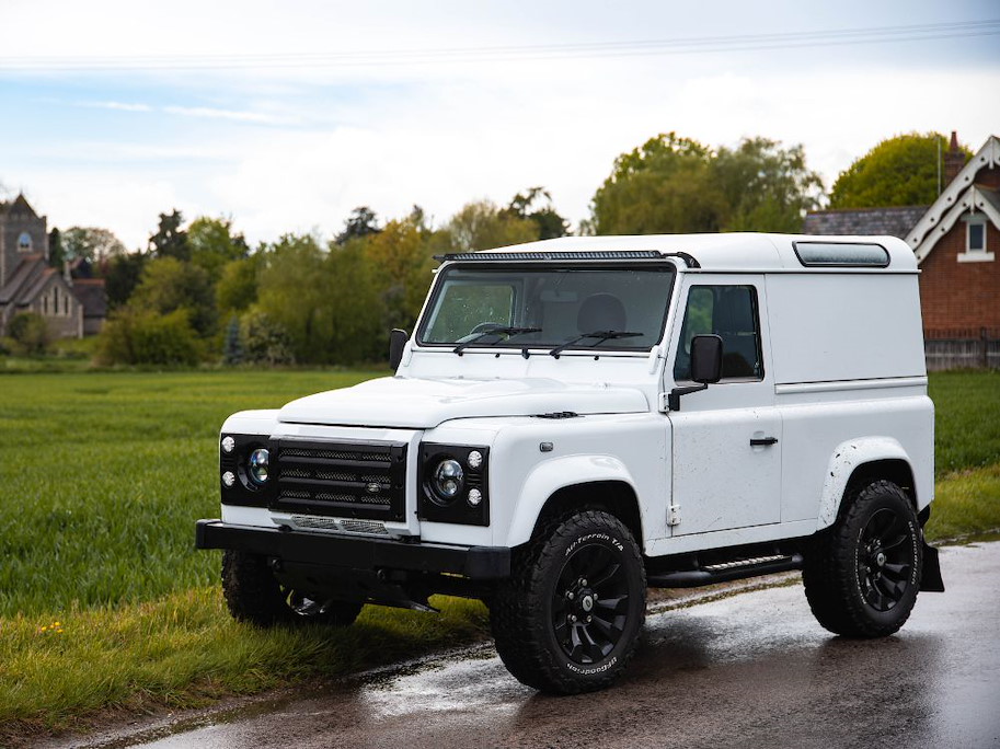 Lazer Land Rover Defender (-2018) Roof Mounting Kit