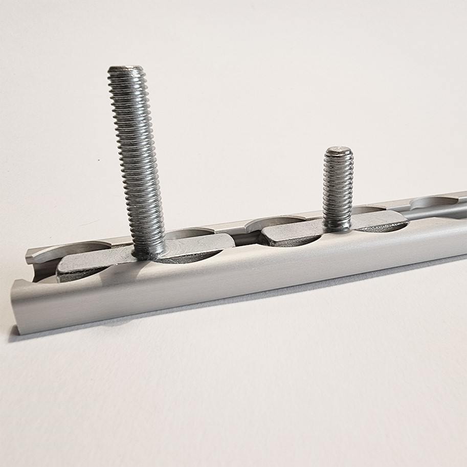 SeaLand-pro Gewindebolzen-Fitting M8 x 40 für Airlineschiene, Nutenstein Stahl