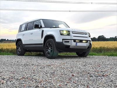 Lazer Lamps Kühlergrill-Kit Land Rover Defender (2020+) - inkl. 2x Triple-R 750 Wide