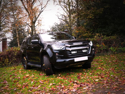 Lazer Lamps Kühlergrill-Kit Isuzu D-Max (2023+) inkl. 2x Triple-R 750 Wide