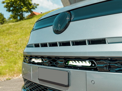 Lazer Lamps Kühlergrill-Kit VW Transporter 7 inkl. Linear-6