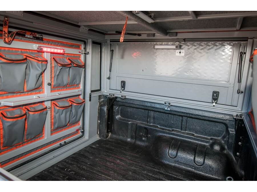 Alu-Cab Canopy Camper Canvas Bag 4x, hinten