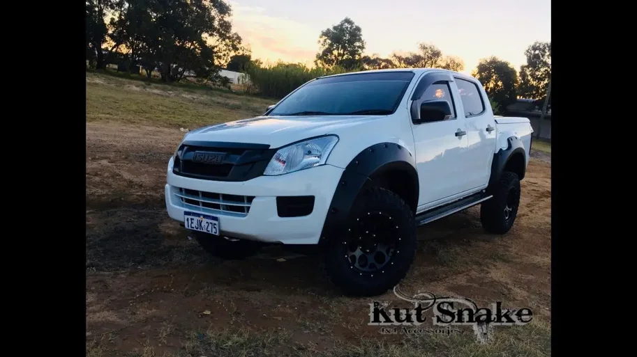 Kut Snake Kotflügelverbreiterung Isuzu D-Max 85 mm nur vorne (2012-2020)