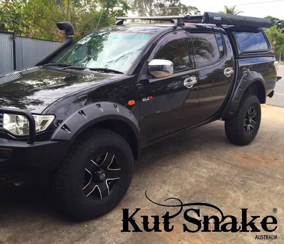 Kut Snake Kotflügelverbreiterung Mitsubishi L200 ML/MN 75 mm (2005-2015)
