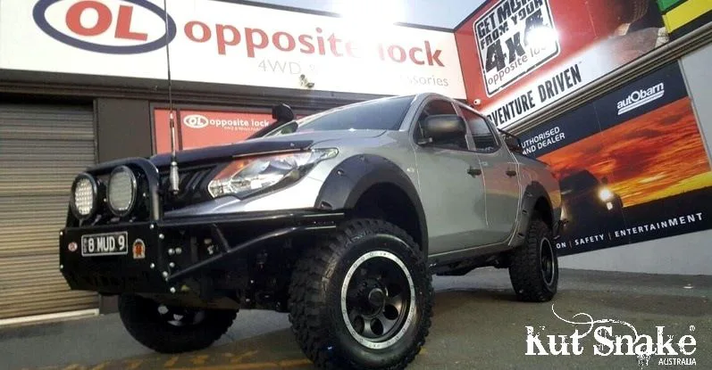 Kut Snake Kotflügelverbreiterung Mitsubishi L200 MQ 70 mm nur vorne (2015-2017)
