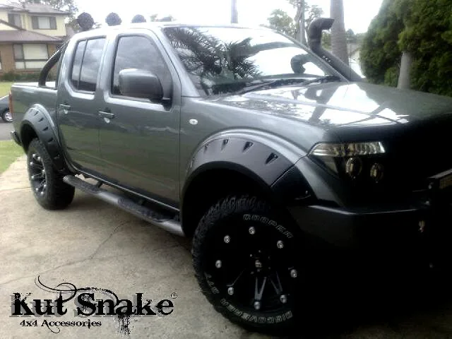 Kut Snake Kotflügelverbreiterung Nissan Navara D40 75 mm (2004-2015)