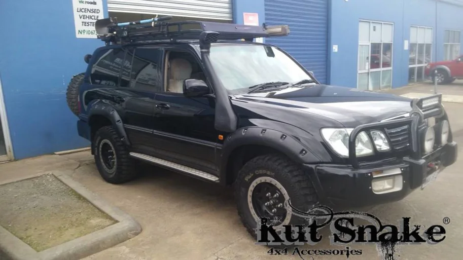 Kut Snake Kotflügelverbreiterung Toyota Land Cruiser 100/105 55 mm (1998-2007)