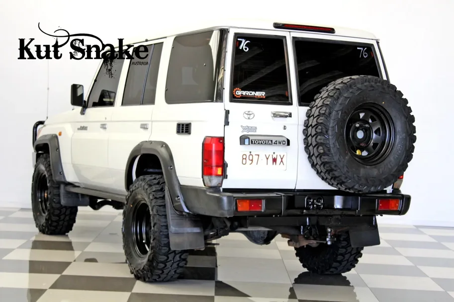 Kut Snake Kotflügelverbreiterung Toyota Land Cruiser 76 Tall 70 mm (2024-heute)