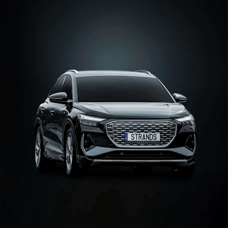 Strands NUUK E-LINE BLACK LED-Bar 20" Komplettkit mit Kennzeichenhalter für Audi Q4 e-tron (ab 2021)