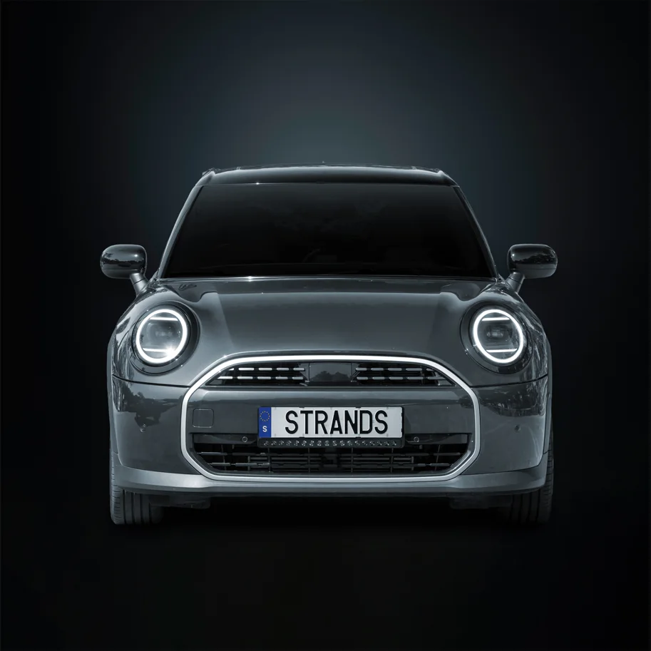 Strands NUUK E-LINE BLACK LED-Bar 20" Komplettkit mit Kennzeichenhalter für Mini Cooper (ab 2024)