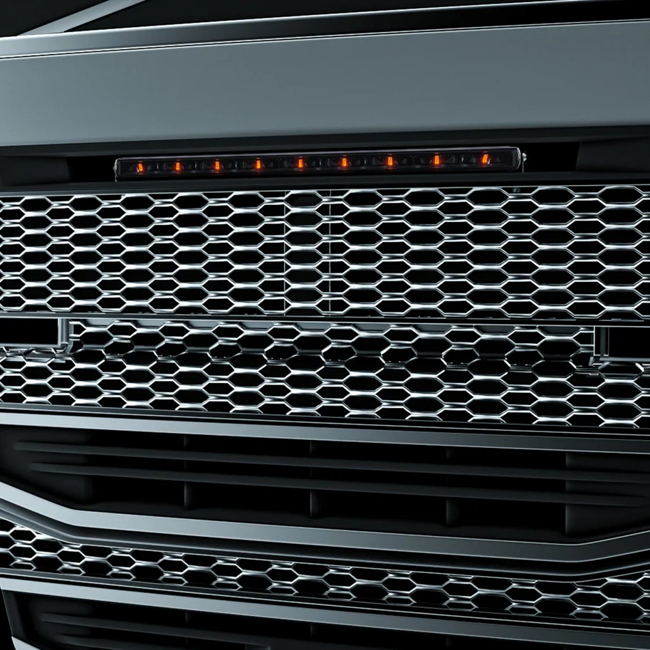 Strands LED-Bar-Paket DARK KNIGHT NUUK 30" für Volvo FH (2021 bis 2024)